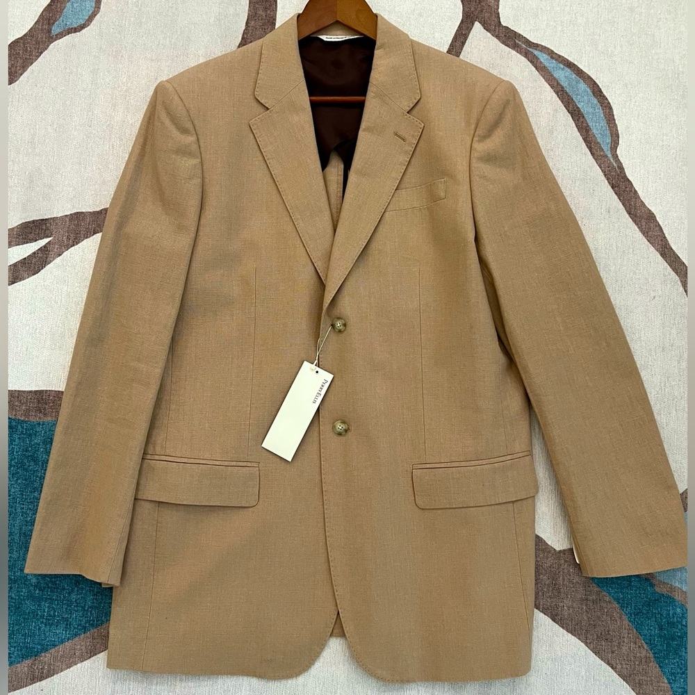 Brand New men’s Perry Ellis sports coat